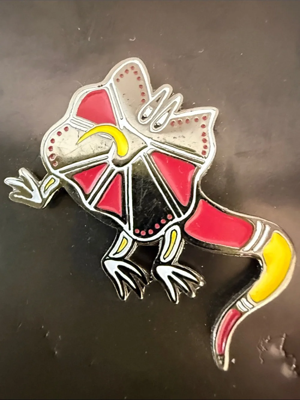 Australian Lizard Enamel Magnetic Brooch